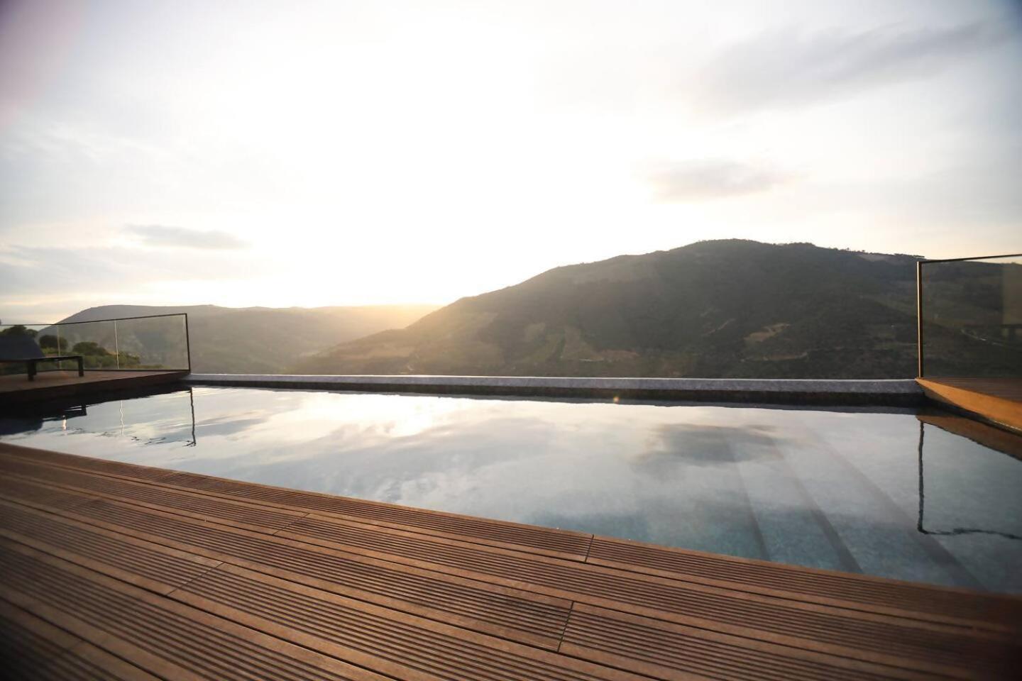 Quinta Vale De Lobos Bed & Breakfast Folgosa  Eksteriør bilde